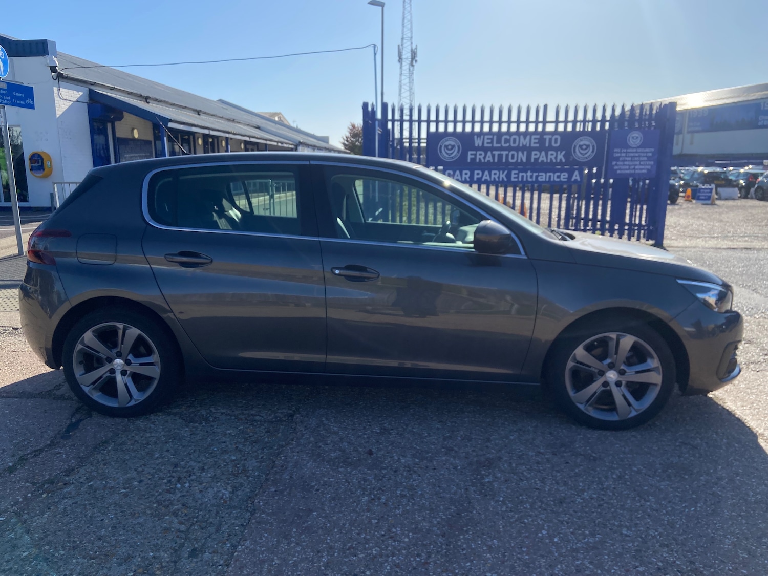 Used Peugeot 308 2018 for sale - 76402564: Photo 5