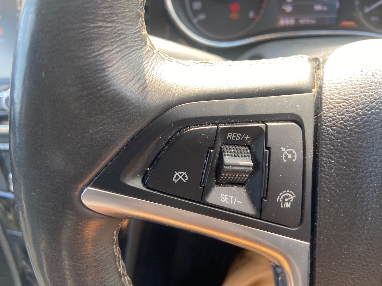 Used Vauxhall Mokka X 2017 for sale - 76402628: Photo 13