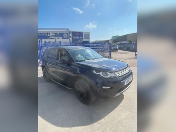 Used Land Rover Discovery Sport 2016 for sale - 76402559: Photo
