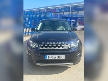 Used Land Rover Discovery Sport 2016 for sale - 76402559: Photo