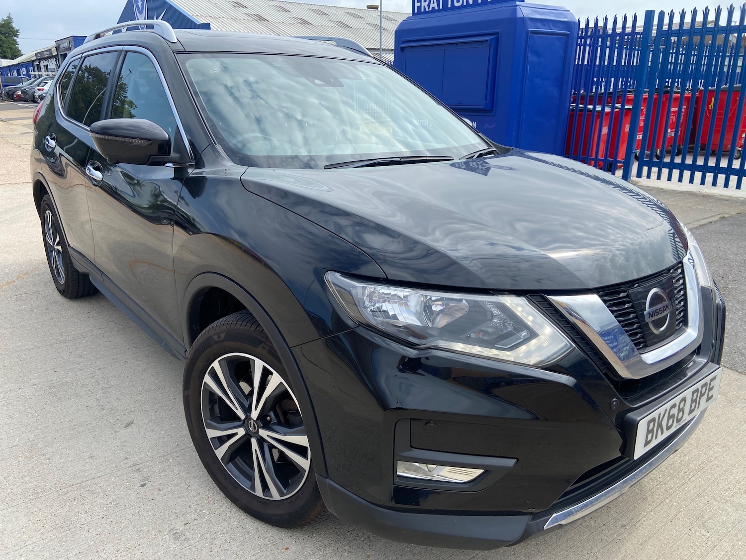 Used Nissan X-Trail 2018 for sale - 76402578: Photo 1