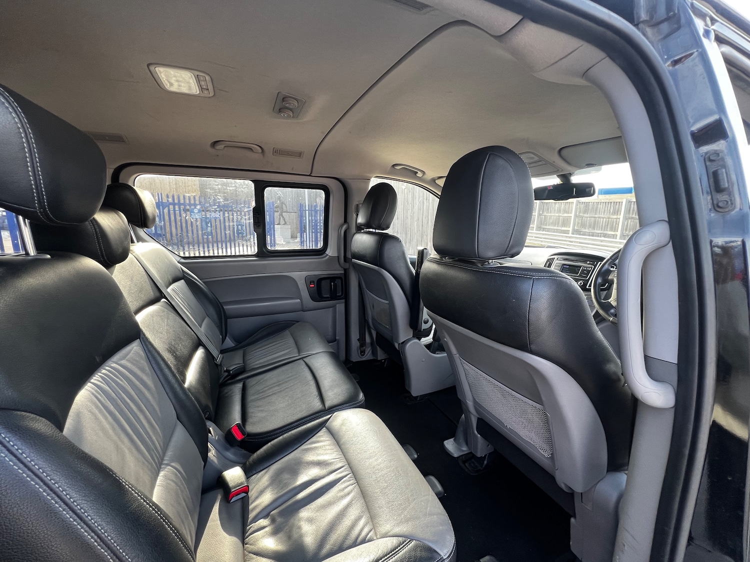 Used Hyundai i800 2017 for sale - 76402614: Photo 14