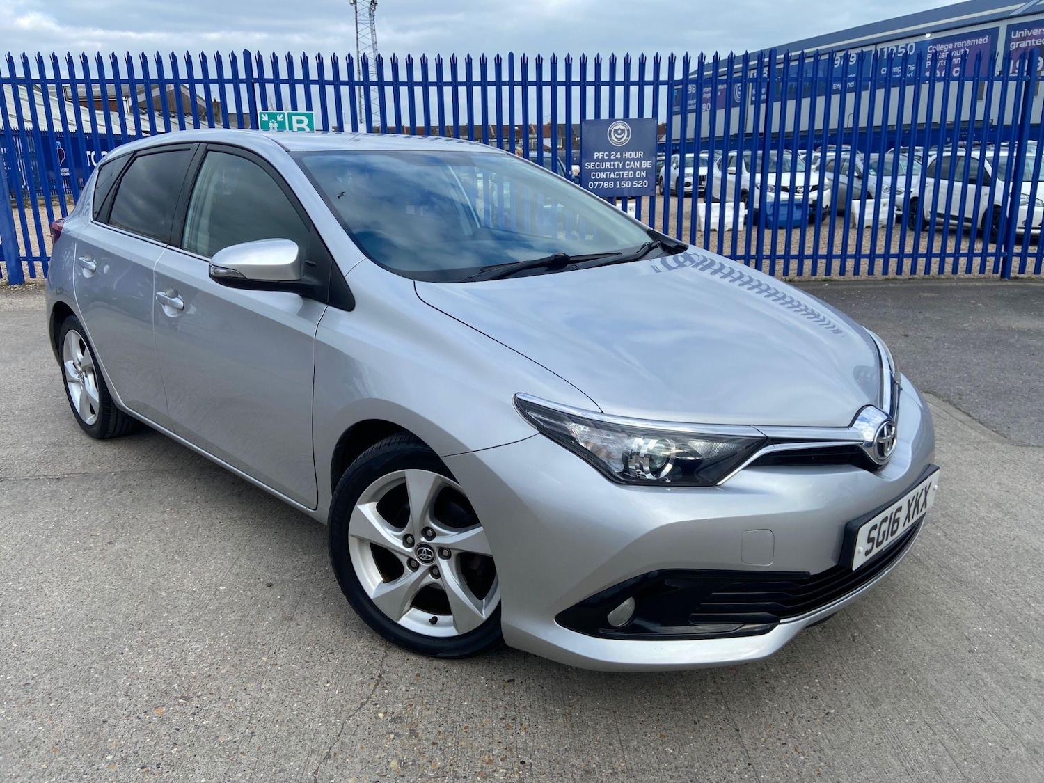 Used Toyota Auris 2016 for sale - 76402577: Photo 1