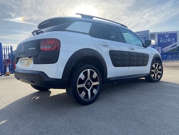 Used Citroen C4 Cactus 2015 for sale - 76545927: Photo