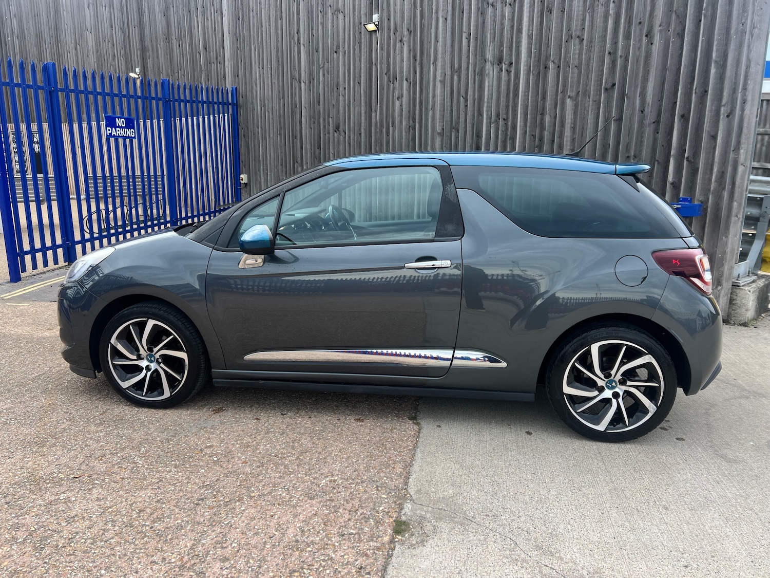 Used DS Automobiles DS 3 2016 for sale - 76402605: Photo 5