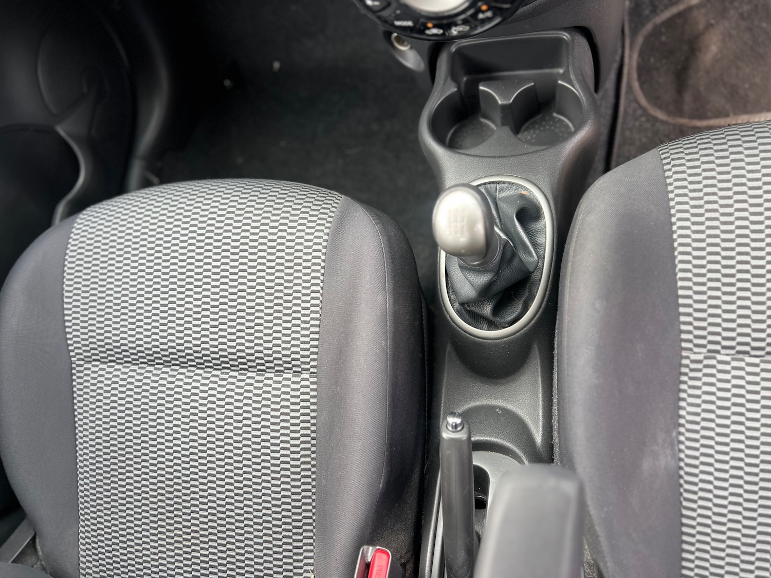 Used Nissan Micra 2015 for sale - 76402632: Photo 10