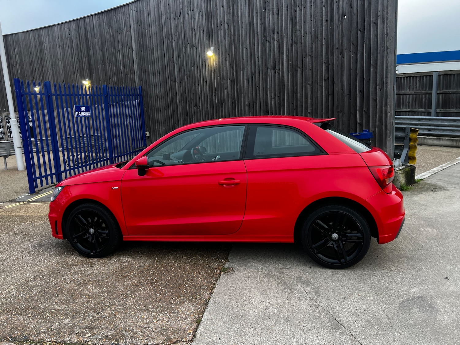 Used Audi A1 2015 for sale - 77033569: Photo 5