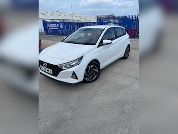 Used Hyundai i20 2022 for sale - 76402570: Photo