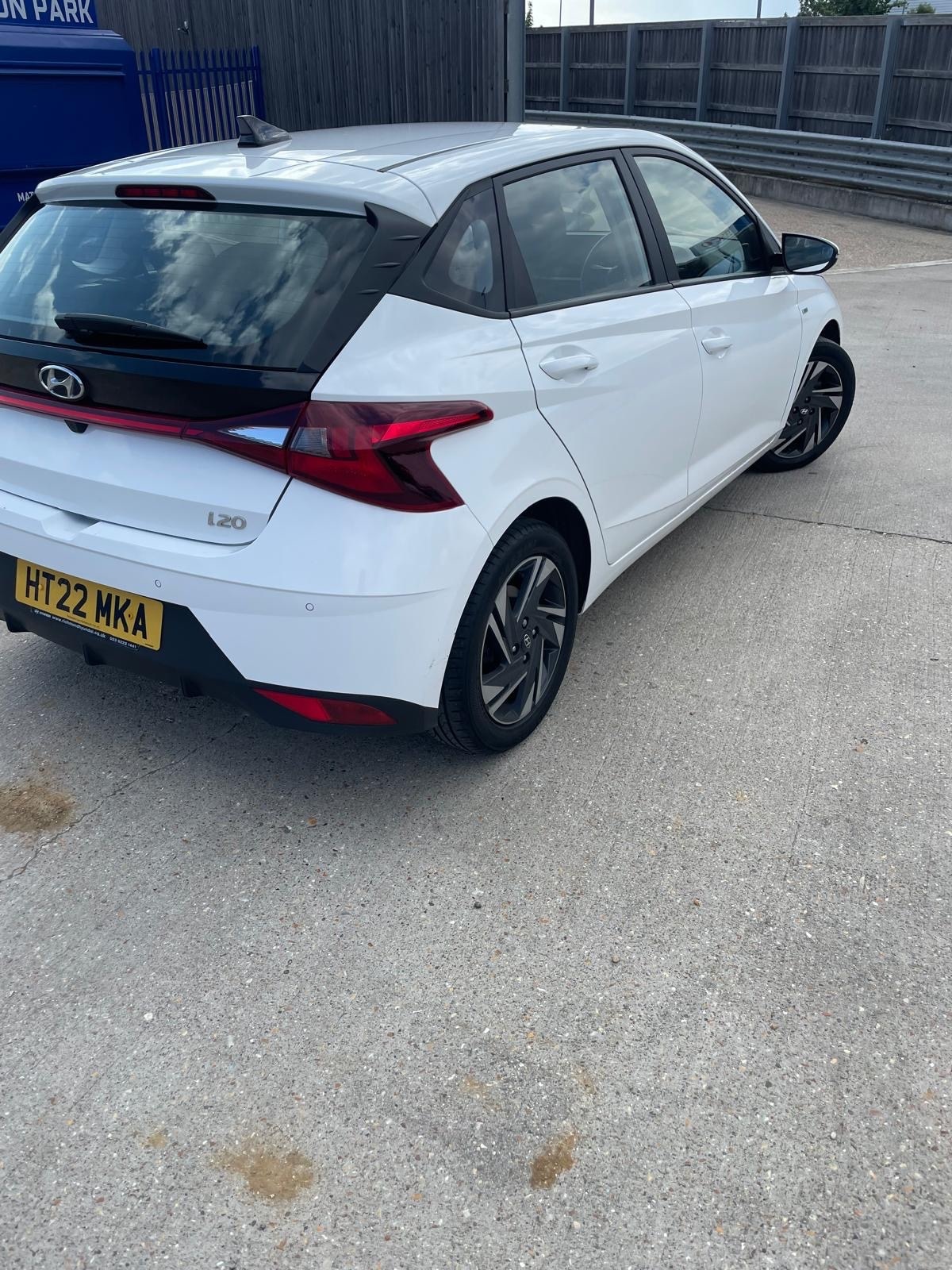 Used Hyundai i20 2022 for sale - 76402570: Photo 2