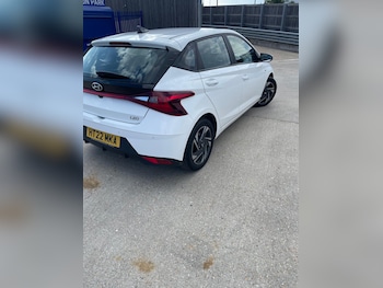 Used Hyundai i20 2022 for sale - 76402570: Photo