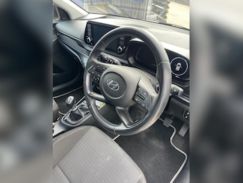 Used Hyundai i20 2022 for sale - 76402570: Photo