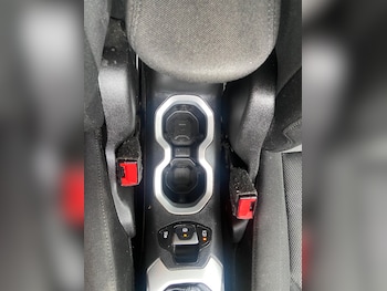 Used Jeep Renegade 2017 for sale - 76402615: Photo