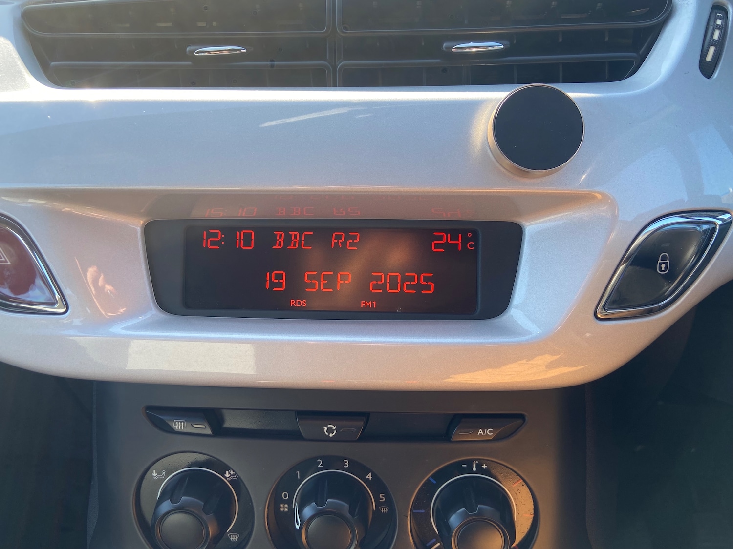 Used Citroen DS3 2015 for sale - 76402591: Photo 13