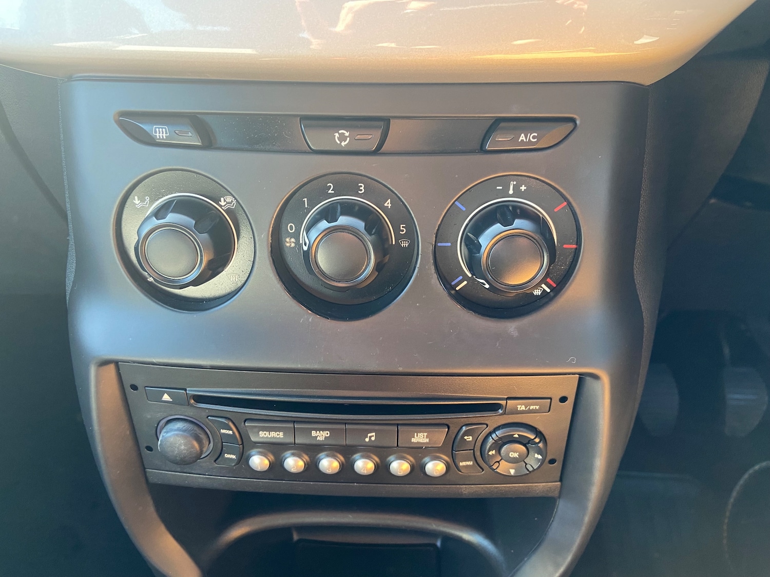 Used Citroen DS3 2015 for sale - 76402591: Photo 16