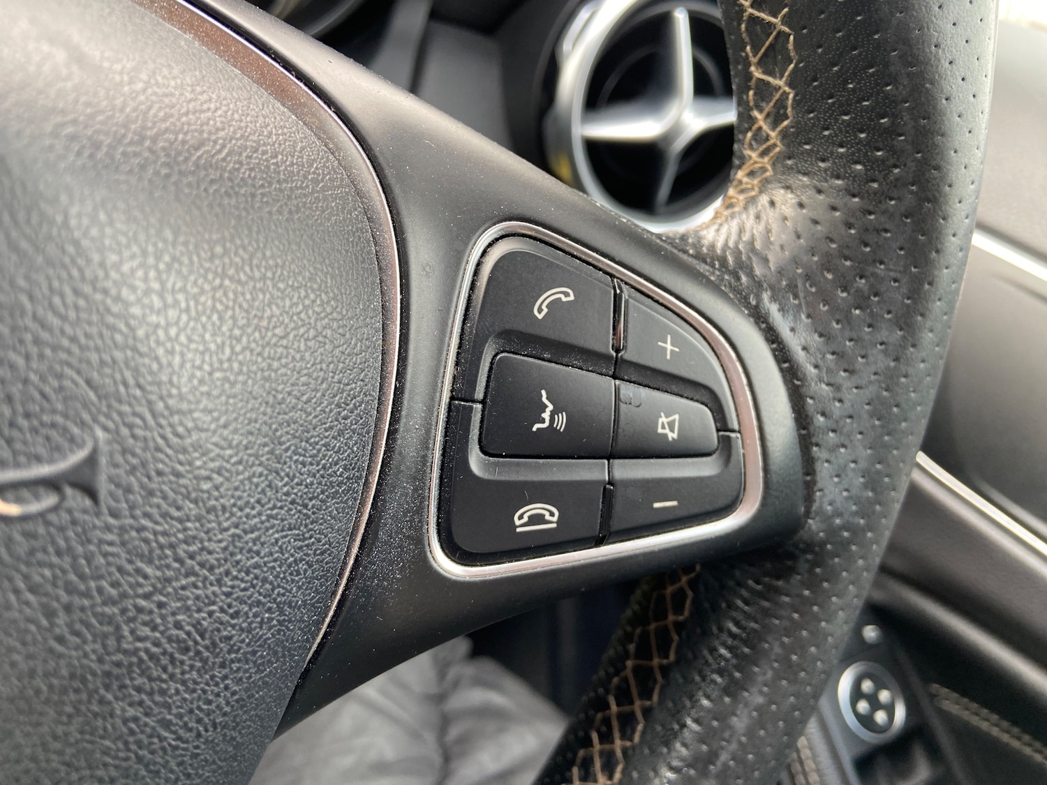 Used Mercedes-Benz GLA 2017 for sale - 76505091: Photo 15