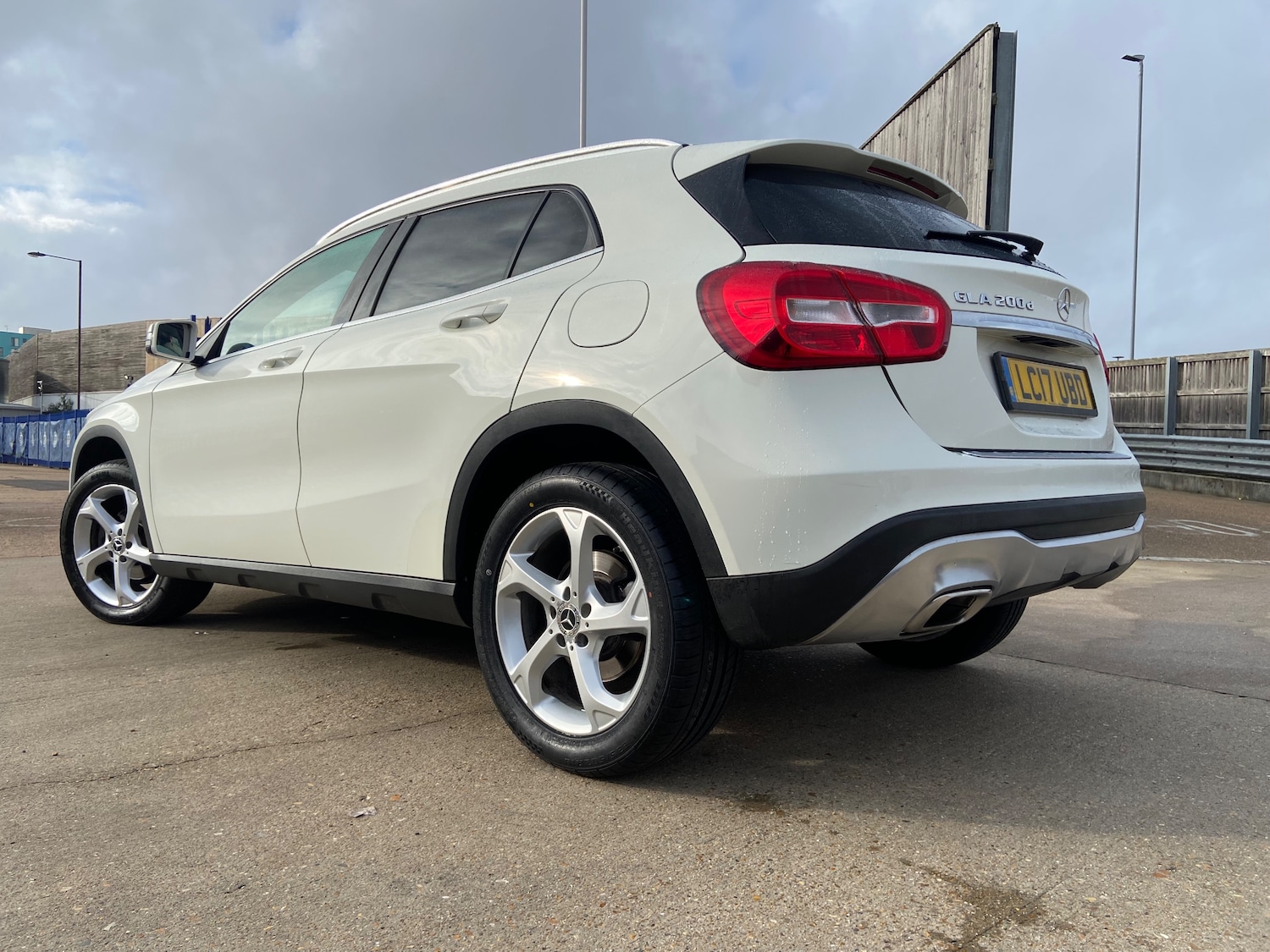 Used Mercedes-Benz GLA 2017 for sale - 76505091: Photo 2