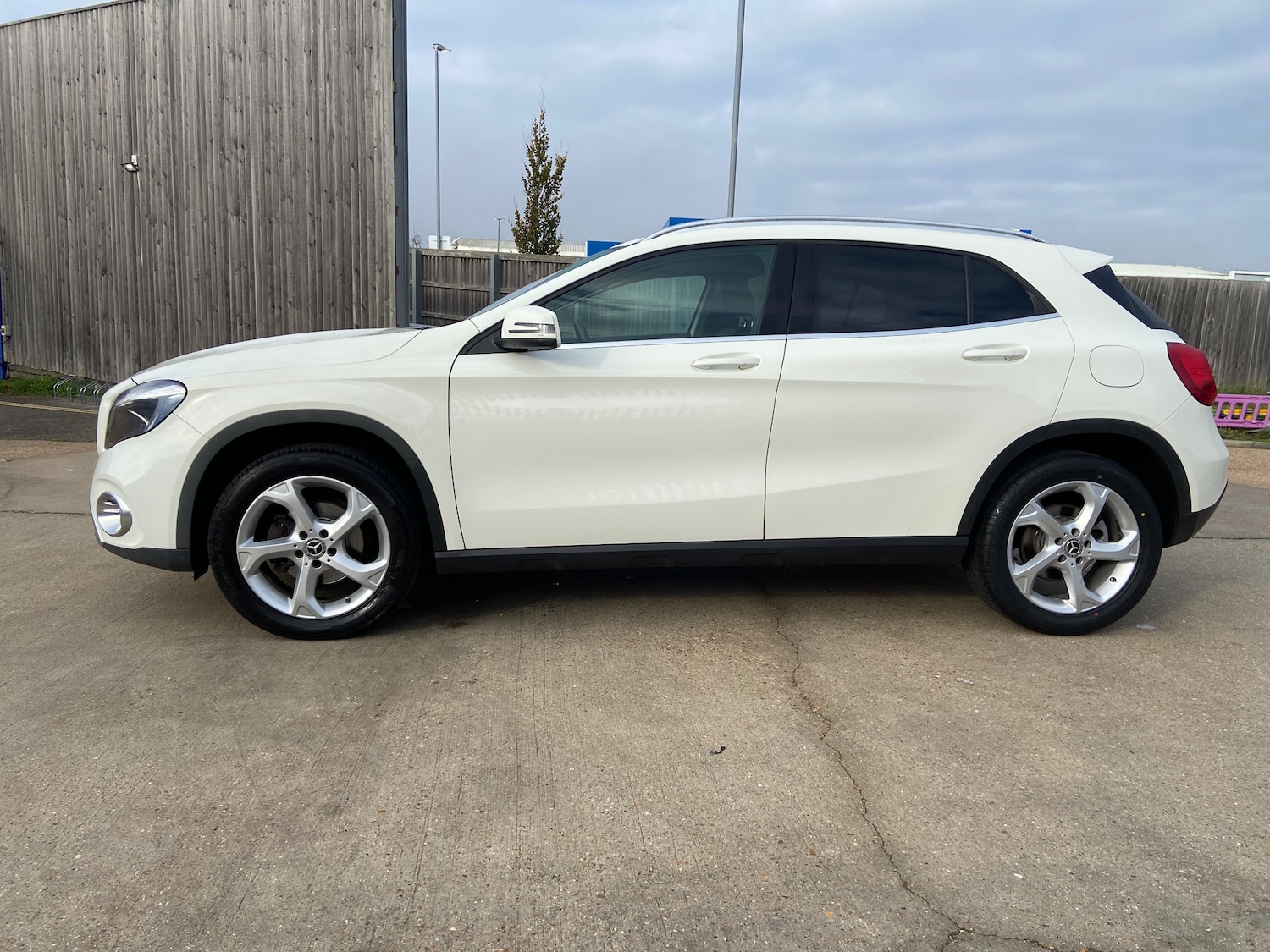 Used Mercedes-Benz GLA 2017 for sale - 76505091: Photo 4