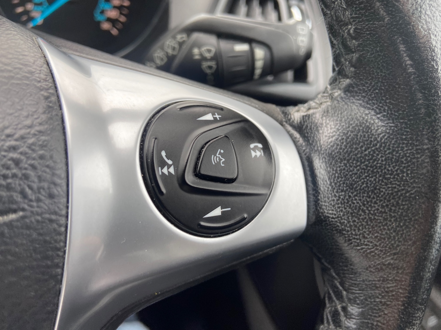 Used Ford Kuga 2014 for sale - 76402599: Photo 25