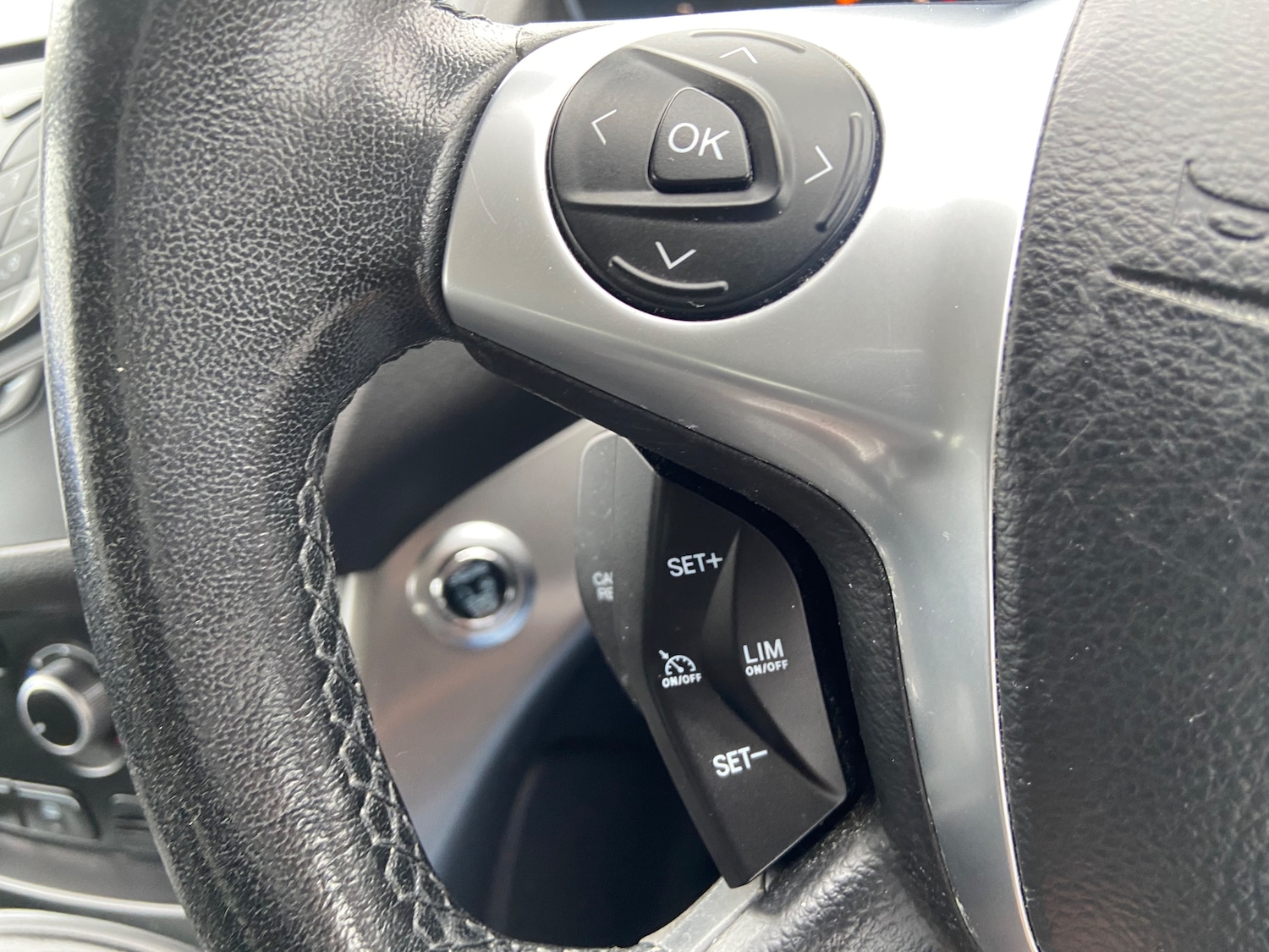 Used Ford Kuga 2014 for sale - 76402599: Photo 26