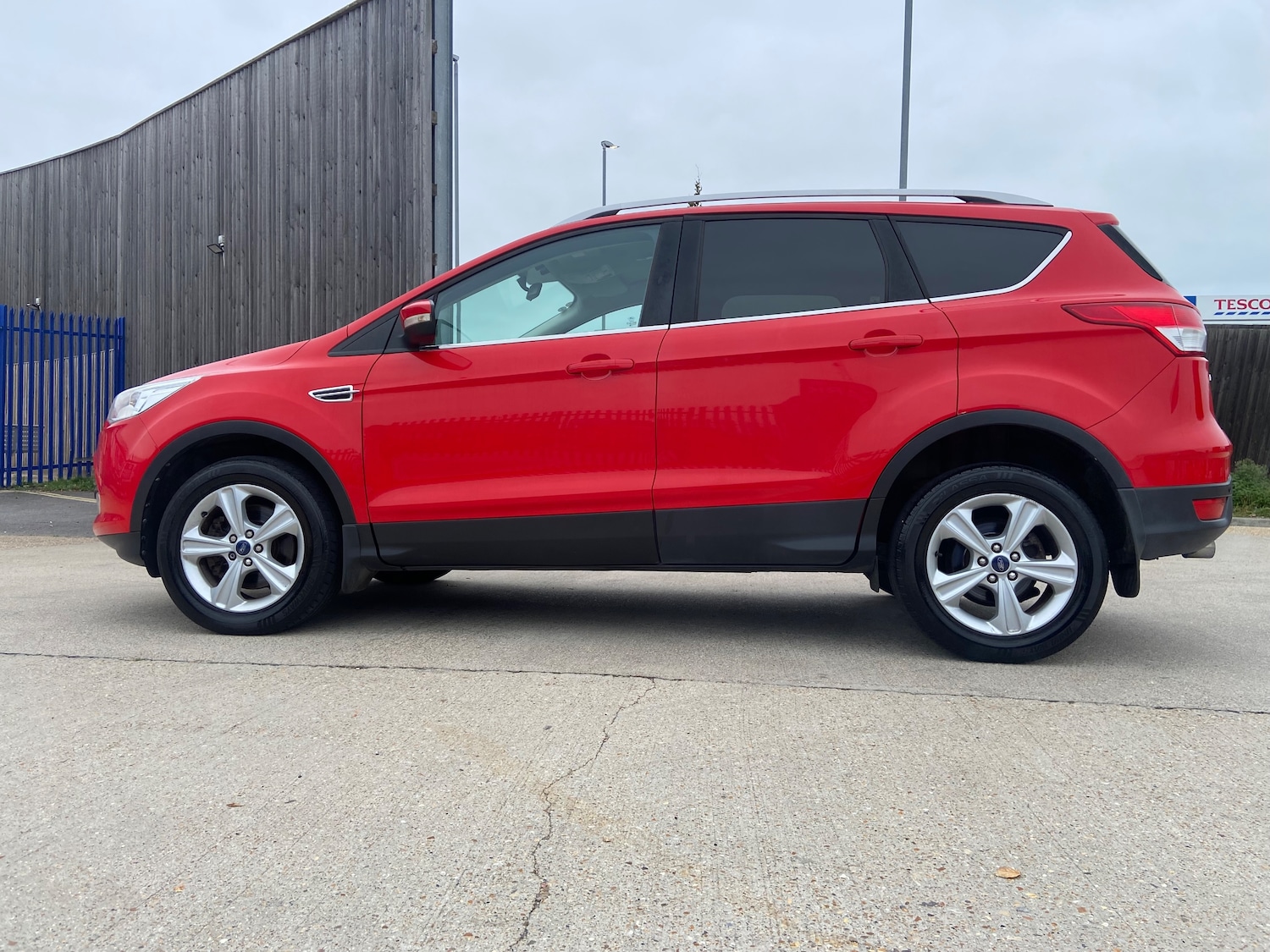 Used Ford Kuga 2014 for sale - 76402599: Photo 7