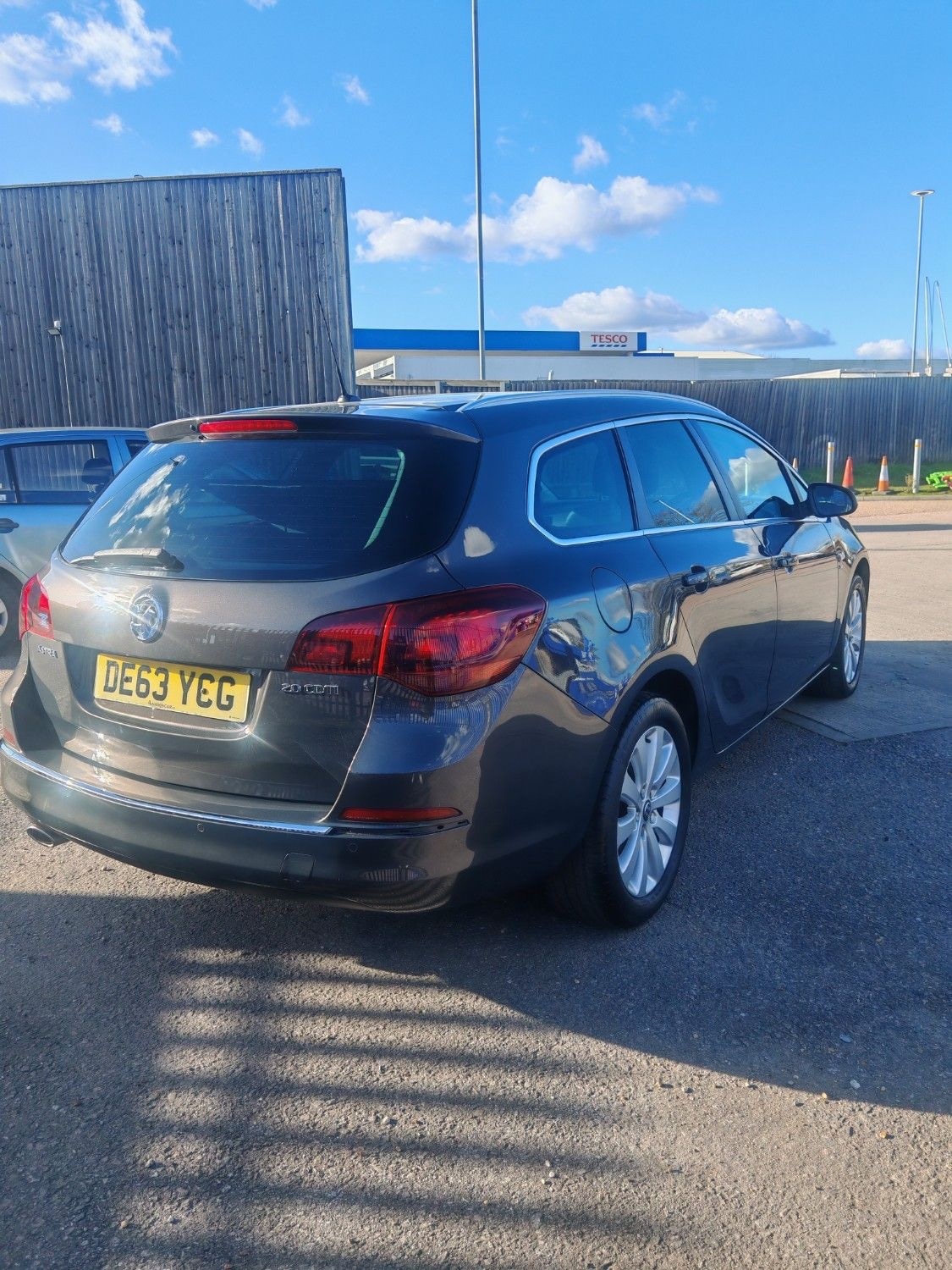 Used Vauxhall Astra 2013 for sale - 76402548: Photo 3