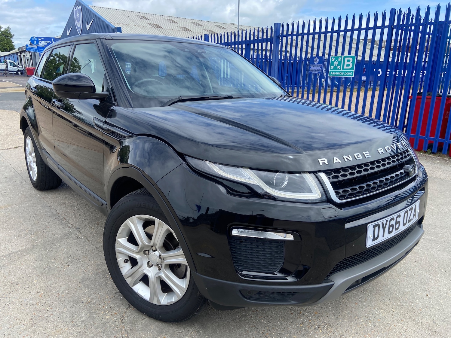Used Land Rover Range Rover Evoque 2016 for sale - 76402562: Photo 1