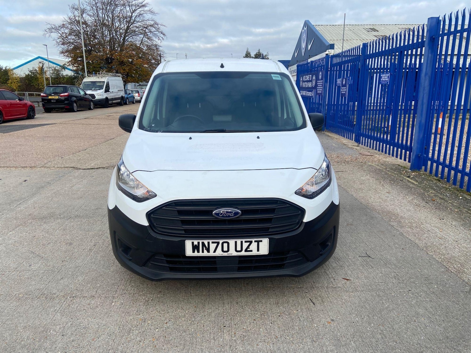 Used Ford Transit Connect 2020 for sale - 76402576: Photo 2