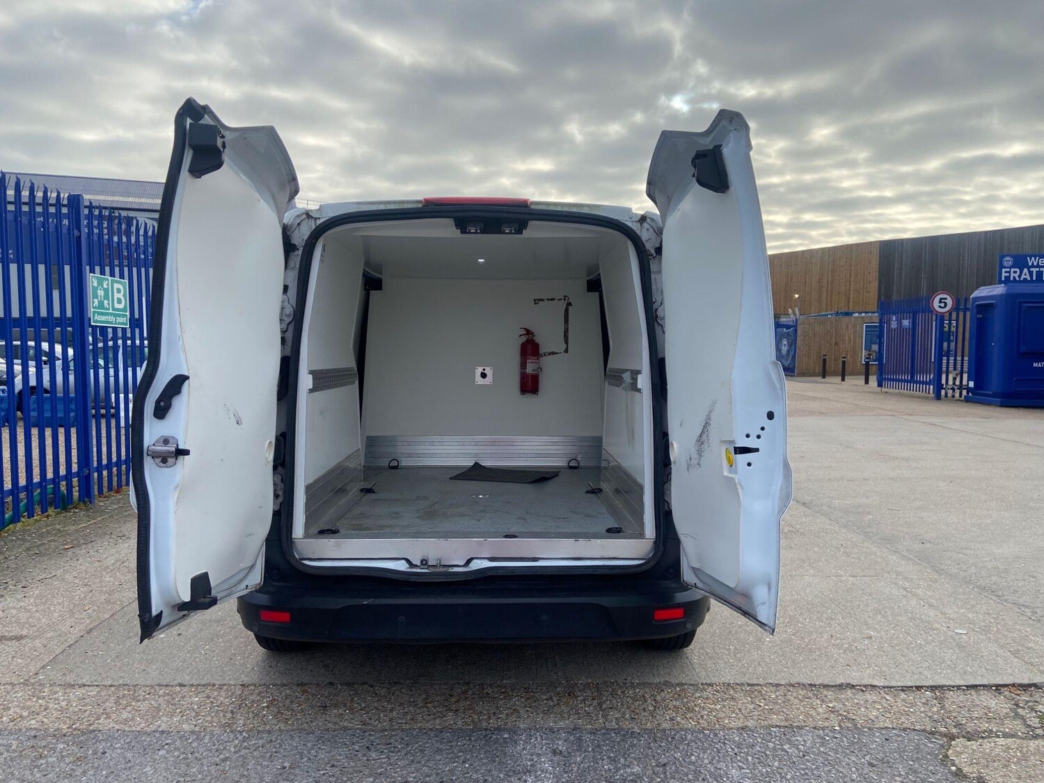 Used Ford Transit Connect 2020 for sale - 76402576: Photo 7