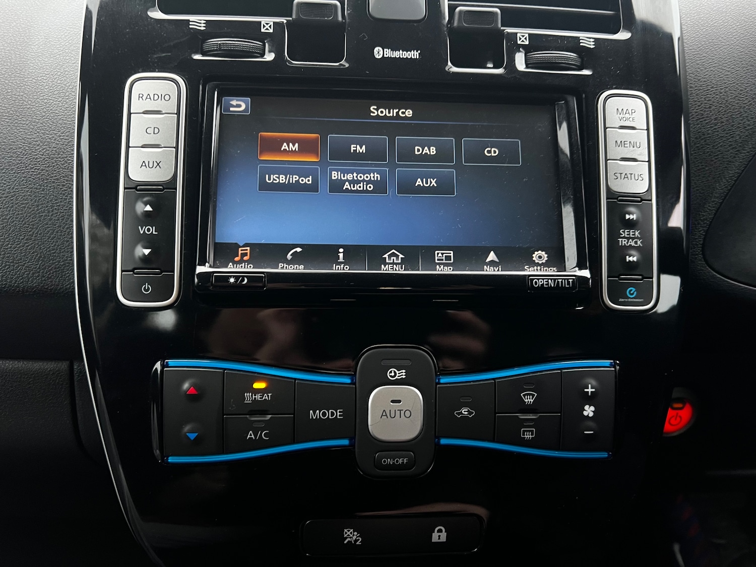 Used Nissan Leaf 2016 for sale - 77026712: Photo 17