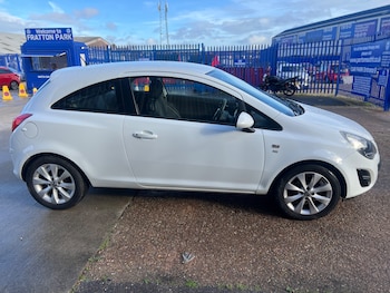 Used Vauxhall Corsa 2014 for sale - 76402611: Photo
