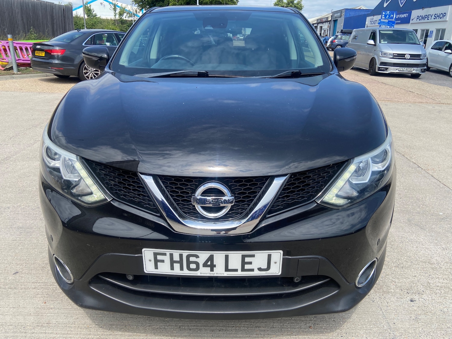 Used Nissan Qashqai 2014 for sale - 76402565: Photo 2