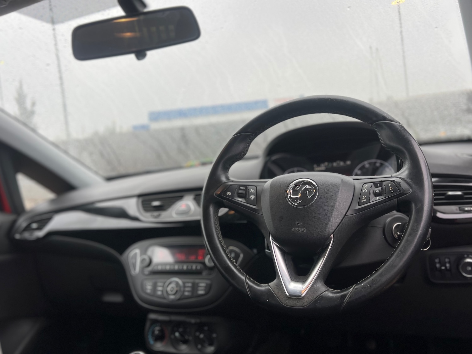 Used Vauxhall Corsa 2015 for sale - 76402640: Photo 4