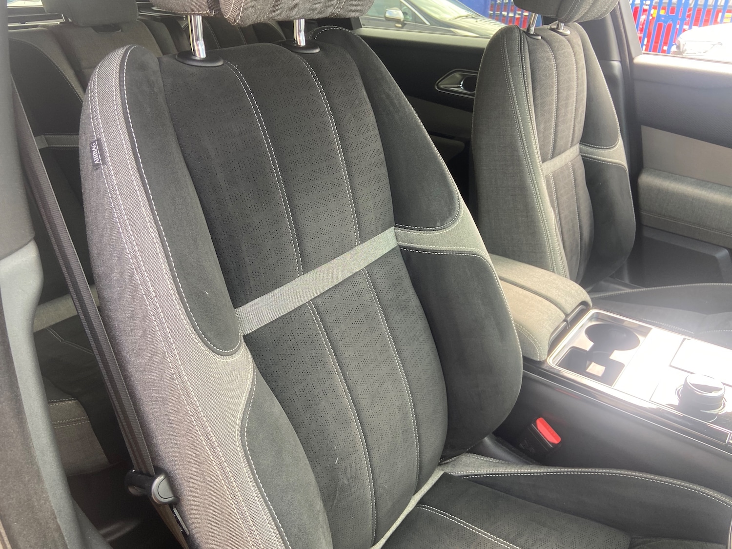 Used Land Rover Range Rover Velar 2019 for sale - 76402581: Photo 20