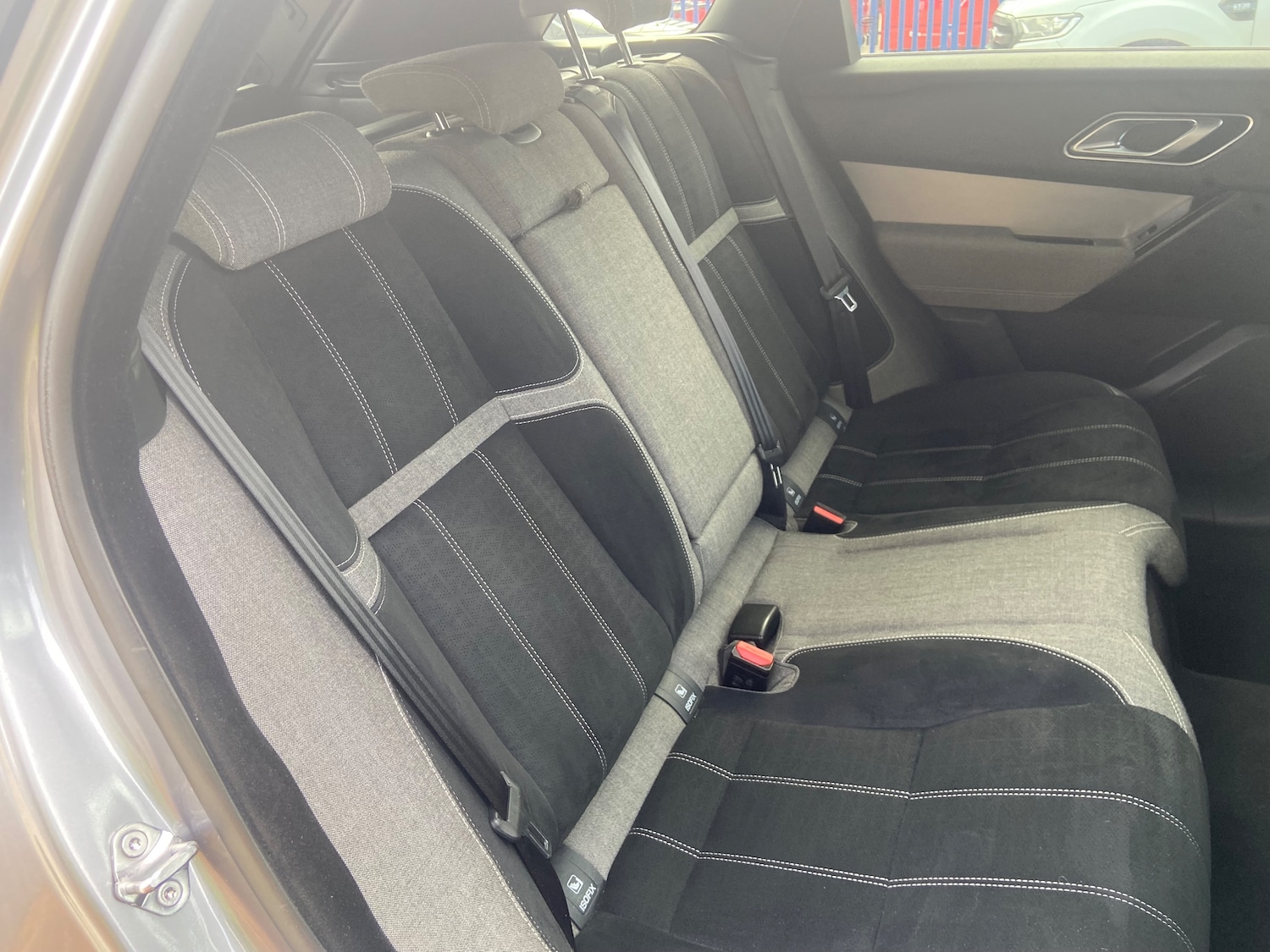 Used Land Rover Range Rover Velar 2019 for sale - 76402581: Photo 21