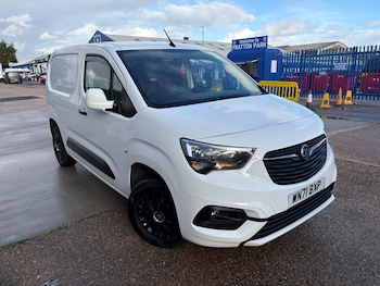 Used Vauxhall Combo 2021 for sale - 76402634: Photo