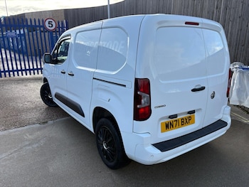 Used Vauxhall Combo 2021 for sale - 76402634: Photo