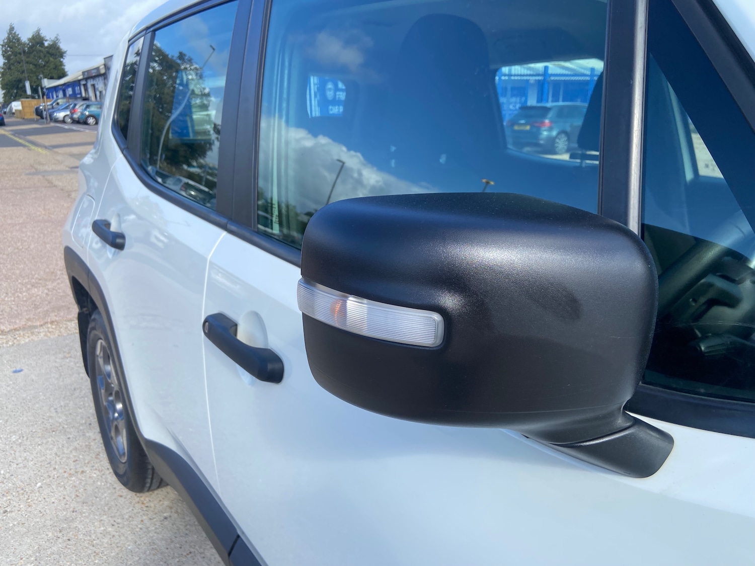 Used Jeep Renegade 2017 for sale - 76402635: Photo 13