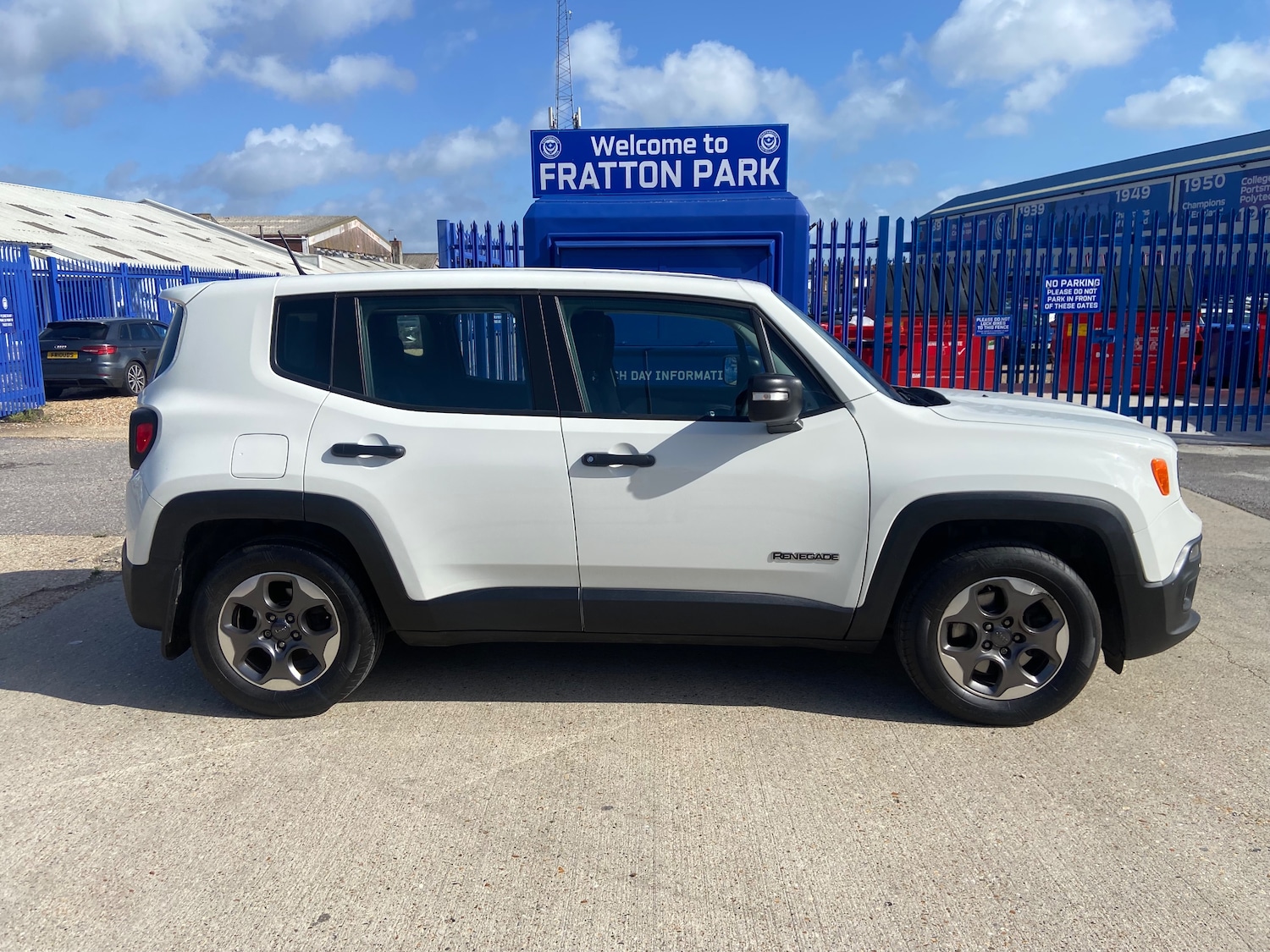 Used Jeep Renegade 2017 for sale - 76402635: Photo 7