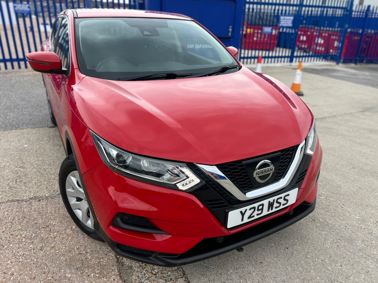 Used Nissan Qashqai 2018 for sale - 76402613: Photo 1
