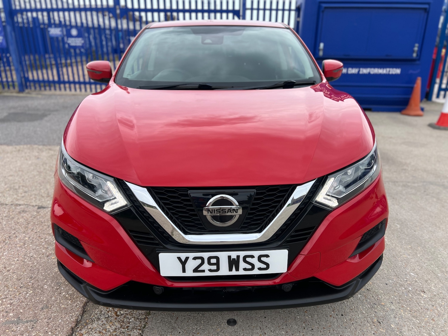Used Nissan Qashqai 2018 for sale - 76402613: Photo 2