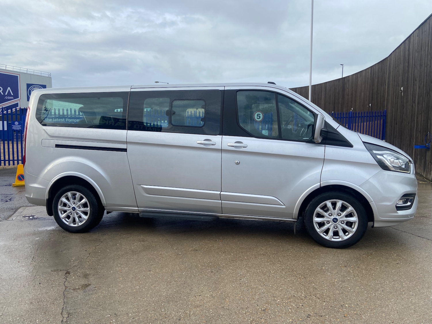Used Ford Tourneo Custom 2022 for sale - 76402626: Photo 10