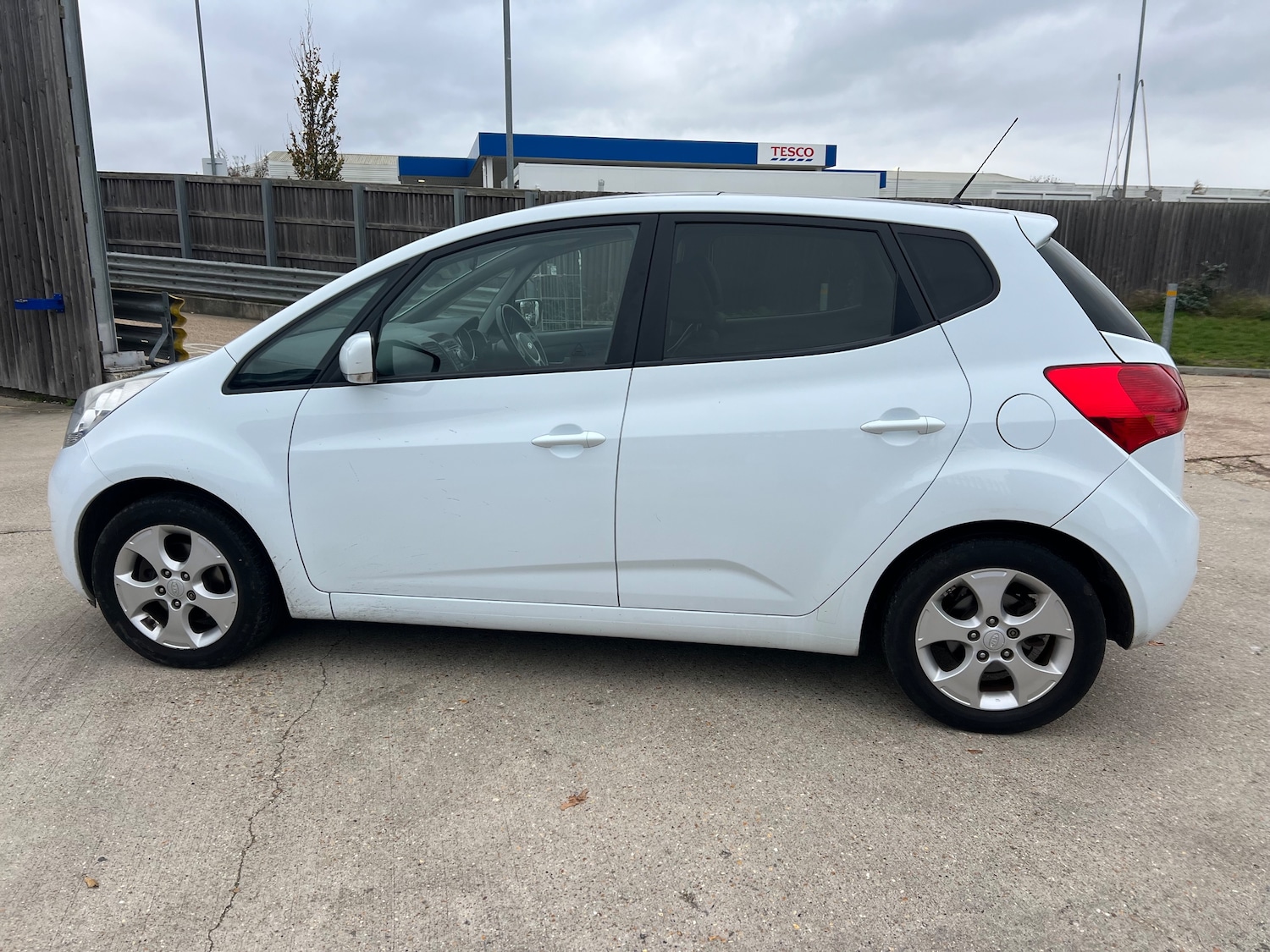 Used Kia Venga for sale - 76616882: Photo 5