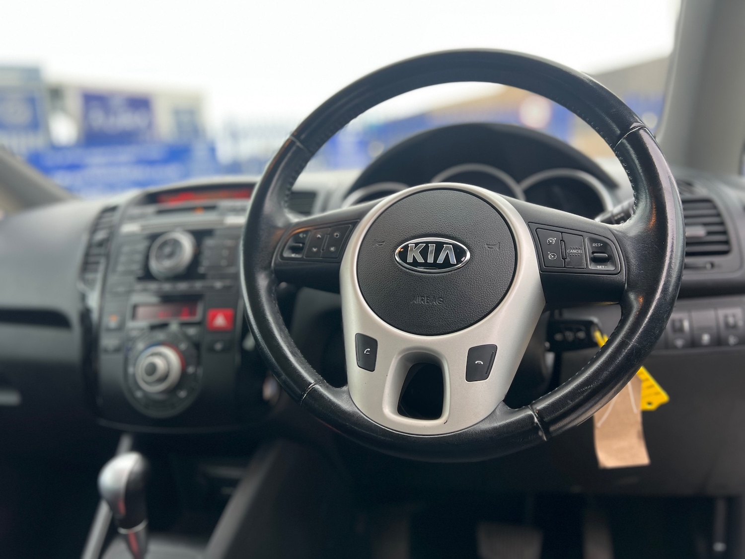 Used Kia Venga for sale - 76616882: Photo 8