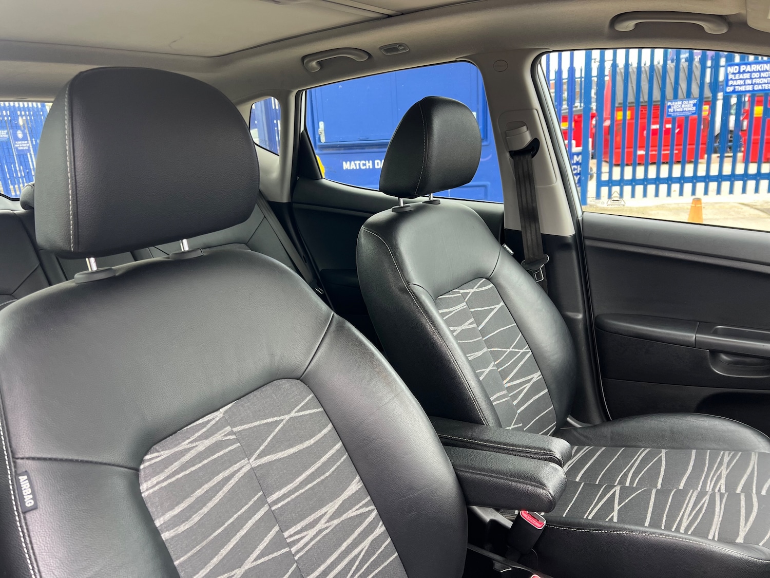 Used Kia Venga for sale - 76616882: Photo 9