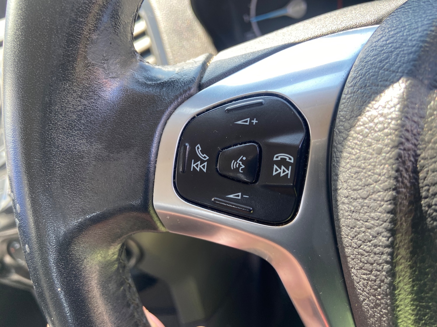 Used Ford Ecosport 2015 for sale - 76402552: Photo 18