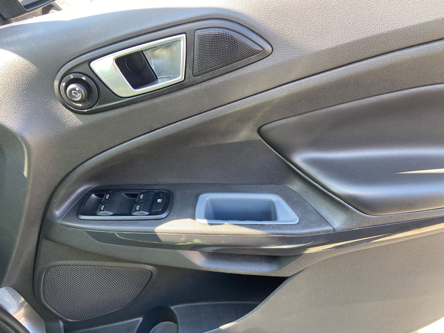 Used Ford Ecosport 2015 for sale - 76402552: Photo 20