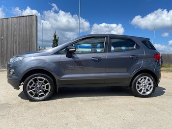 Used Ford Ecosport 2015 for sale - 76402552: Photo