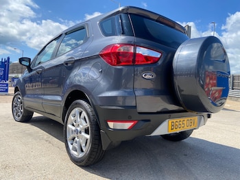 Used Ford Ecosport 2015 for sale - 76402552: Photo