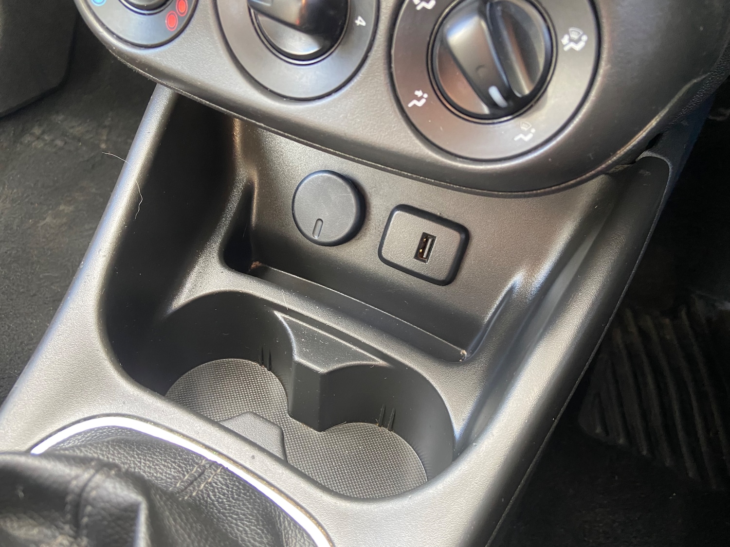 Used Vauxhall Corsa 2018 for sale - 76402592: Photo 15