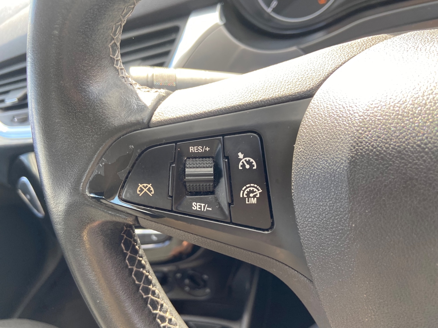 Used Vauxhall Corsa 2018 for sale - 76402592: Photo 17